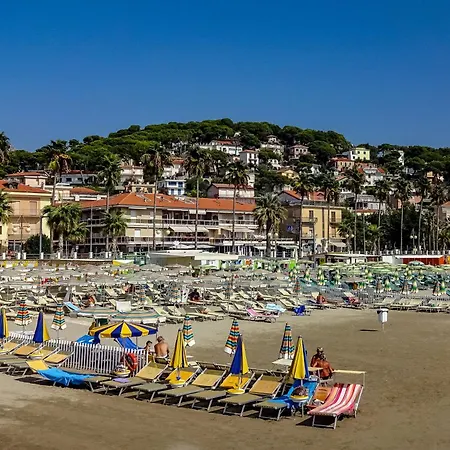 Apartment Holidays - 200m From Sea - Happy Laigueglia